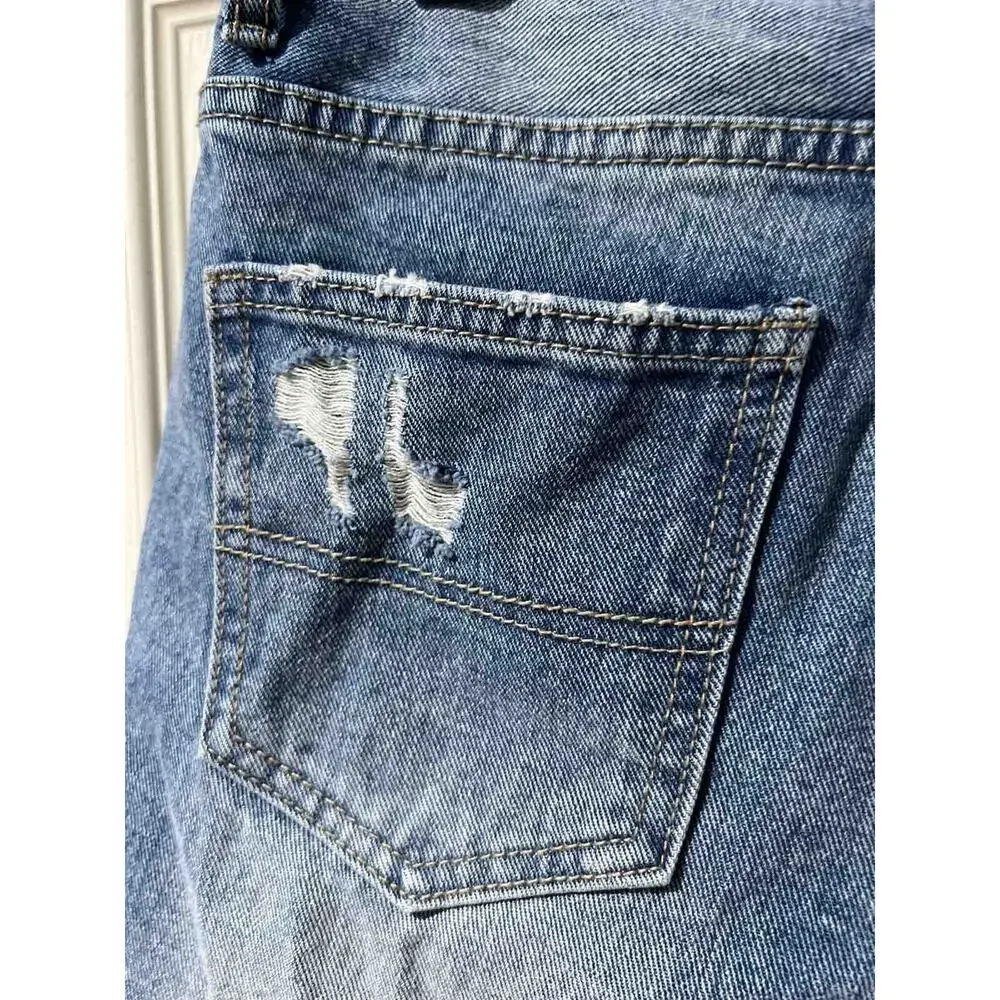 Gracia Women Distressed Denim Shorts Blue Size Large A000497